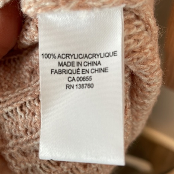 RW&CO. Asymmetrical Knitted Sweater, Size XS, Heathered pink - Picture 5 of 7